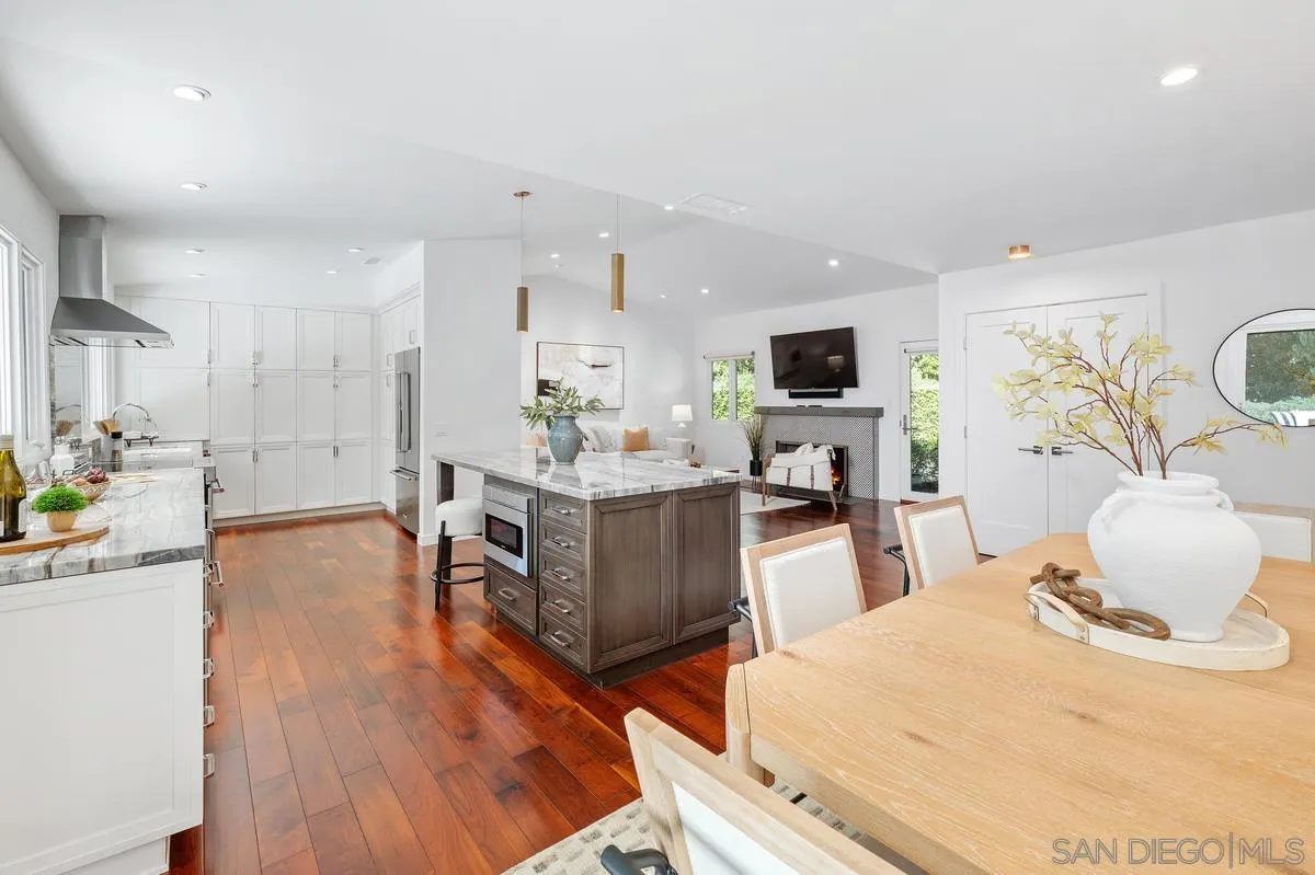 16902 Via De Santa Fe, Unit 4 Rancho Santa Fe, CA 92091 - Photo 5 of 37