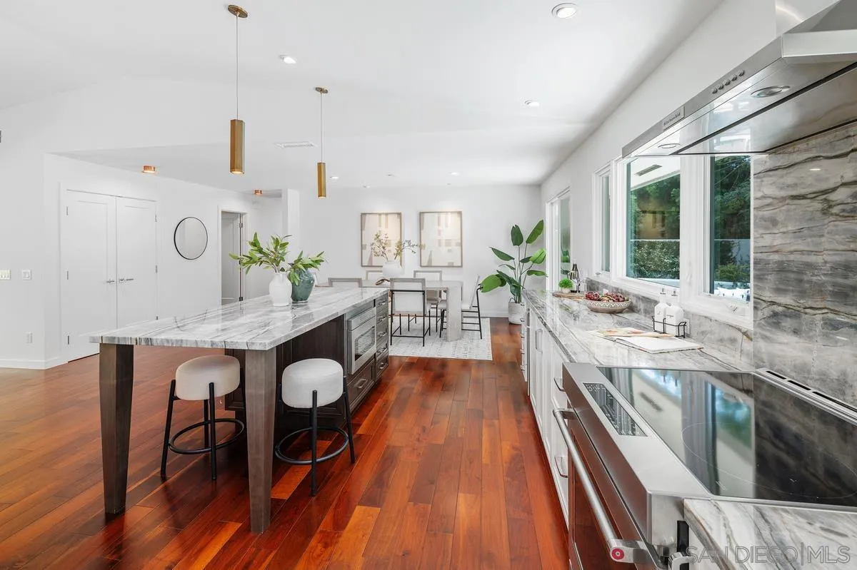 16902 Via De Santa Fe, Unit 4 Rancho Santa Fe, CA 92091 - Photo 6 of 37