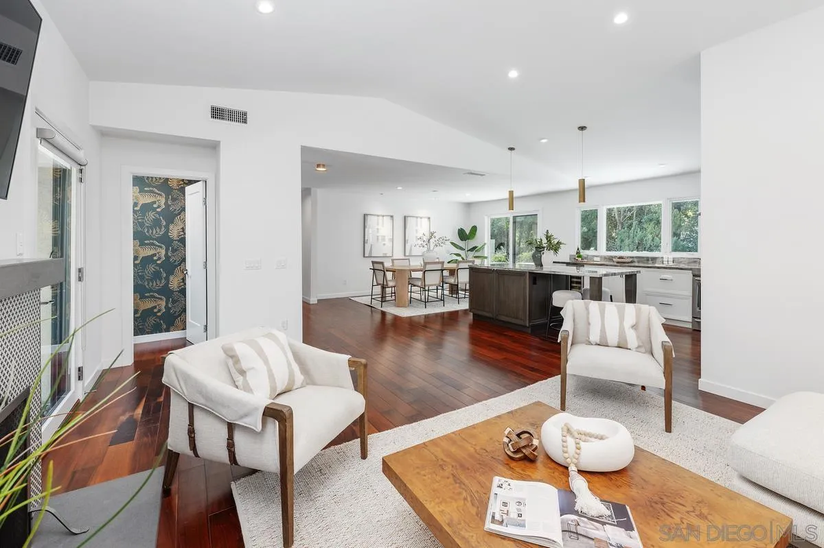 16902 Via De Santa Fe, Unit 4 Rancho Santa Fe, CA 92091 - Photo 7 of 37