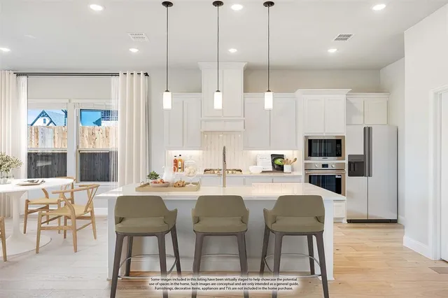 $574,900 | 2604 Steve Street, Burleson, TX 76028