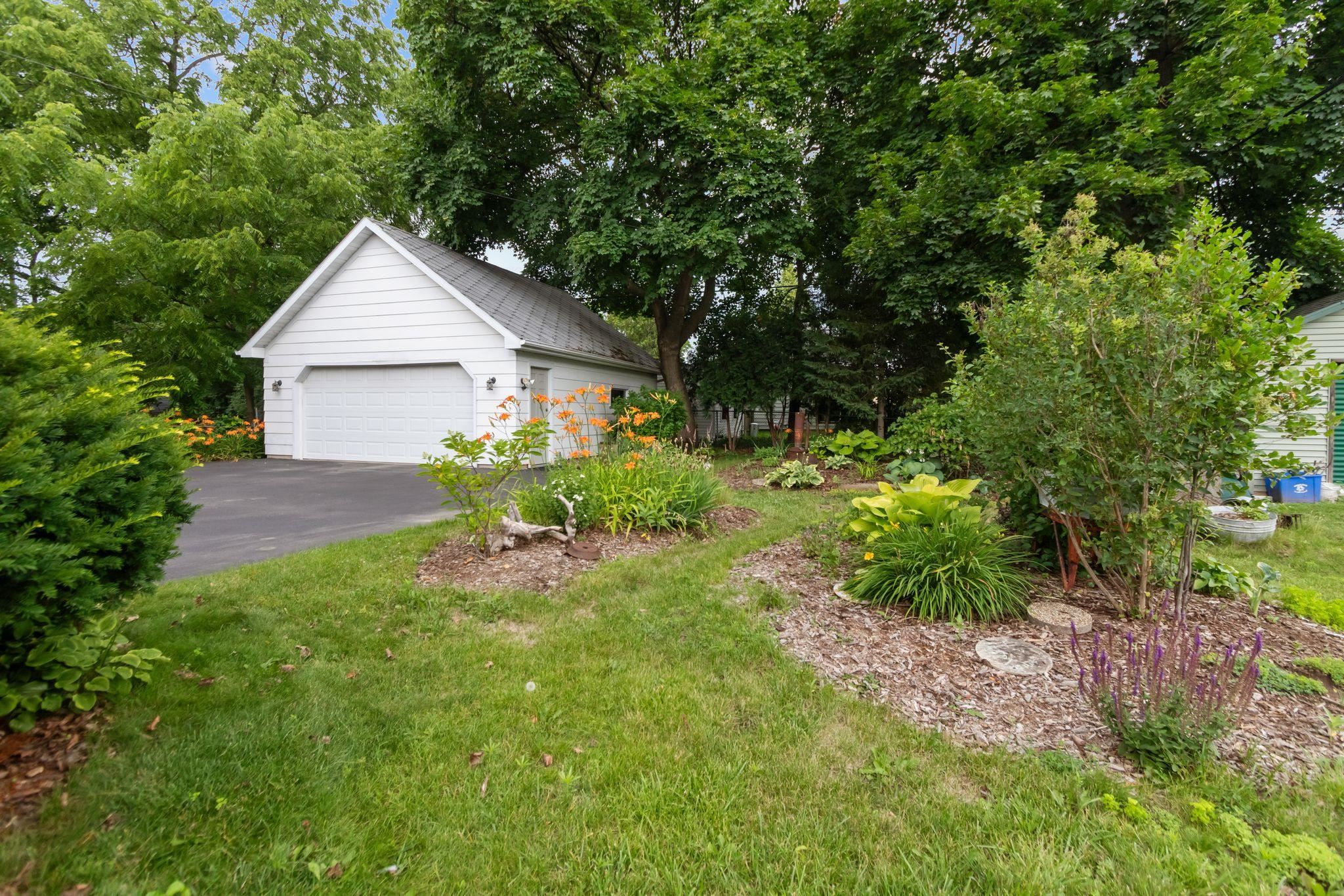 120 East Commercial Street Appleton, WI 54911 - Photo 35 of 40