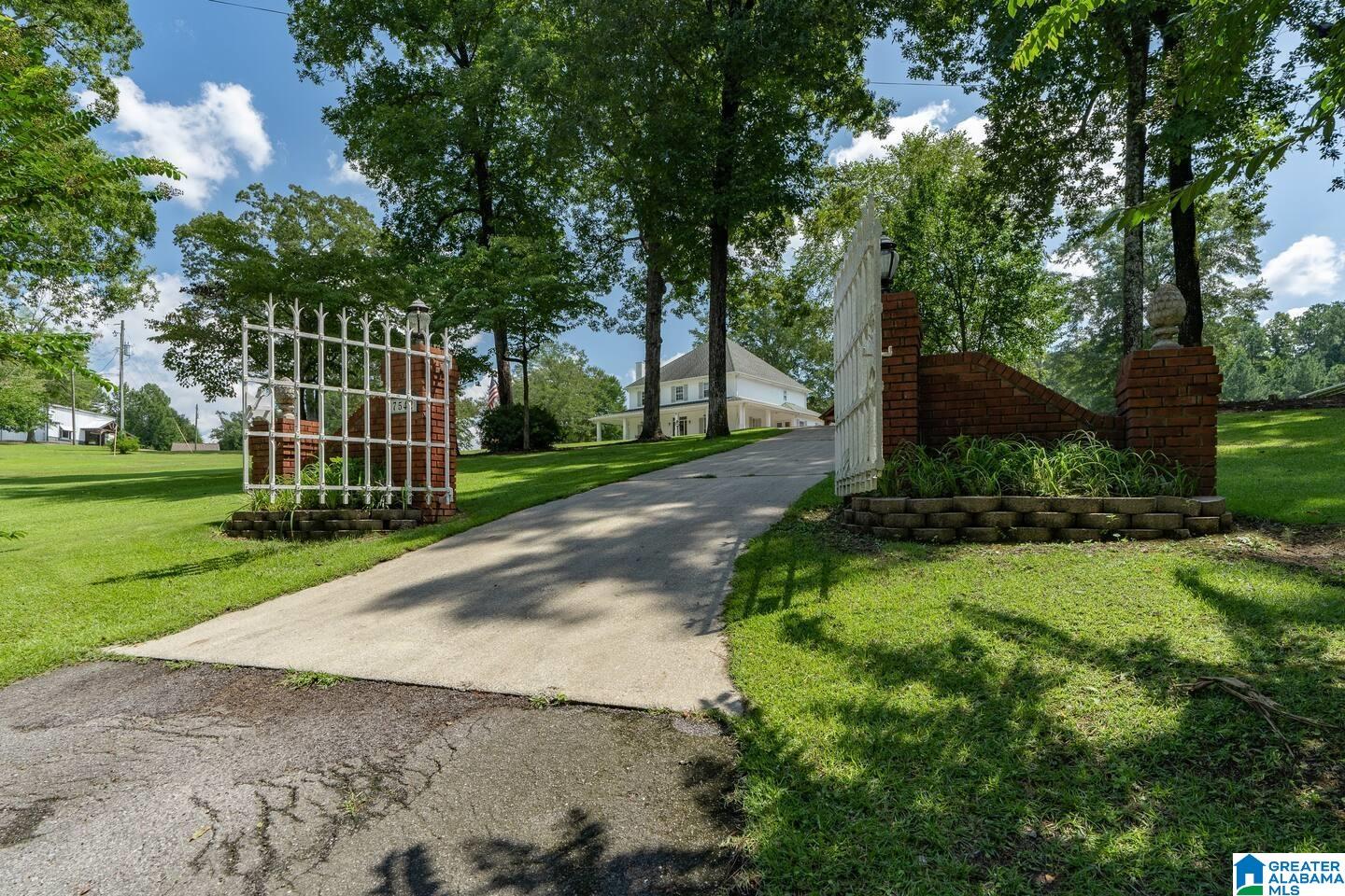 7542 Bluff Ridge Road Bessemer, AL 35022 - Photo 2 of 32 Gallery Image 2