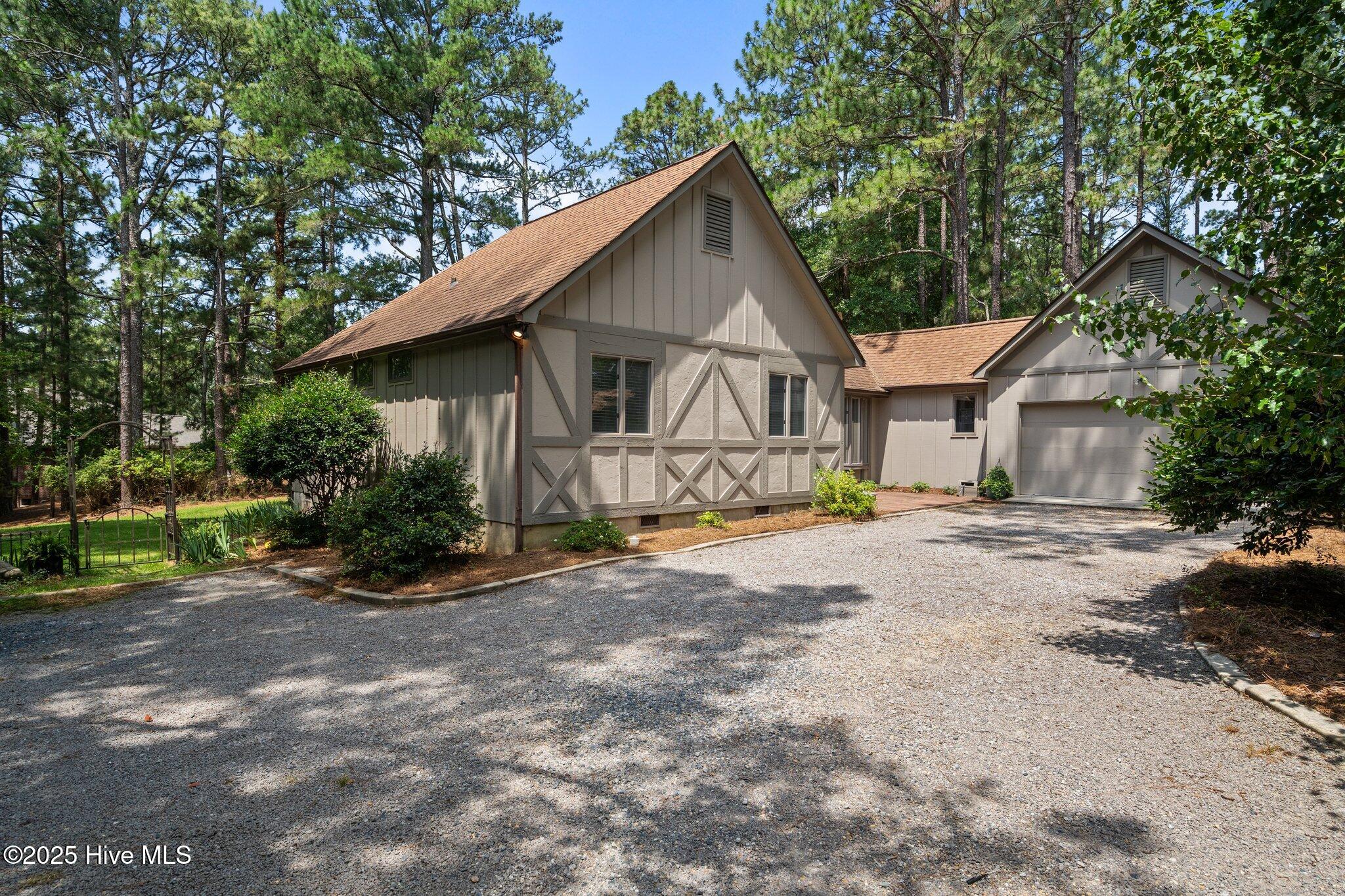 11 Apawamis Road Pinehurst, NC 28374 - Photo 1 of 32 A