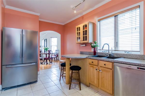 44 Dana Street, Unit 2 Cambridge, MA 02138 - Photo 3 of 16