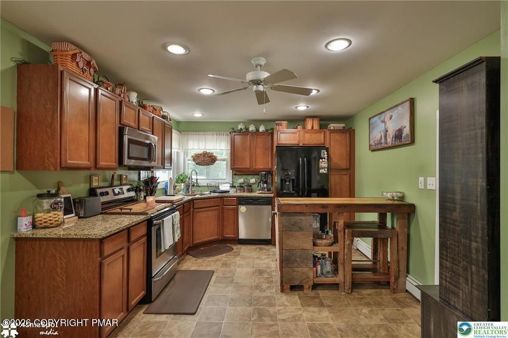 753 Lower Cherry Valley Road Stroudsburg, PA 18360 - Photo 5 of 37 Kithen w/granite counters