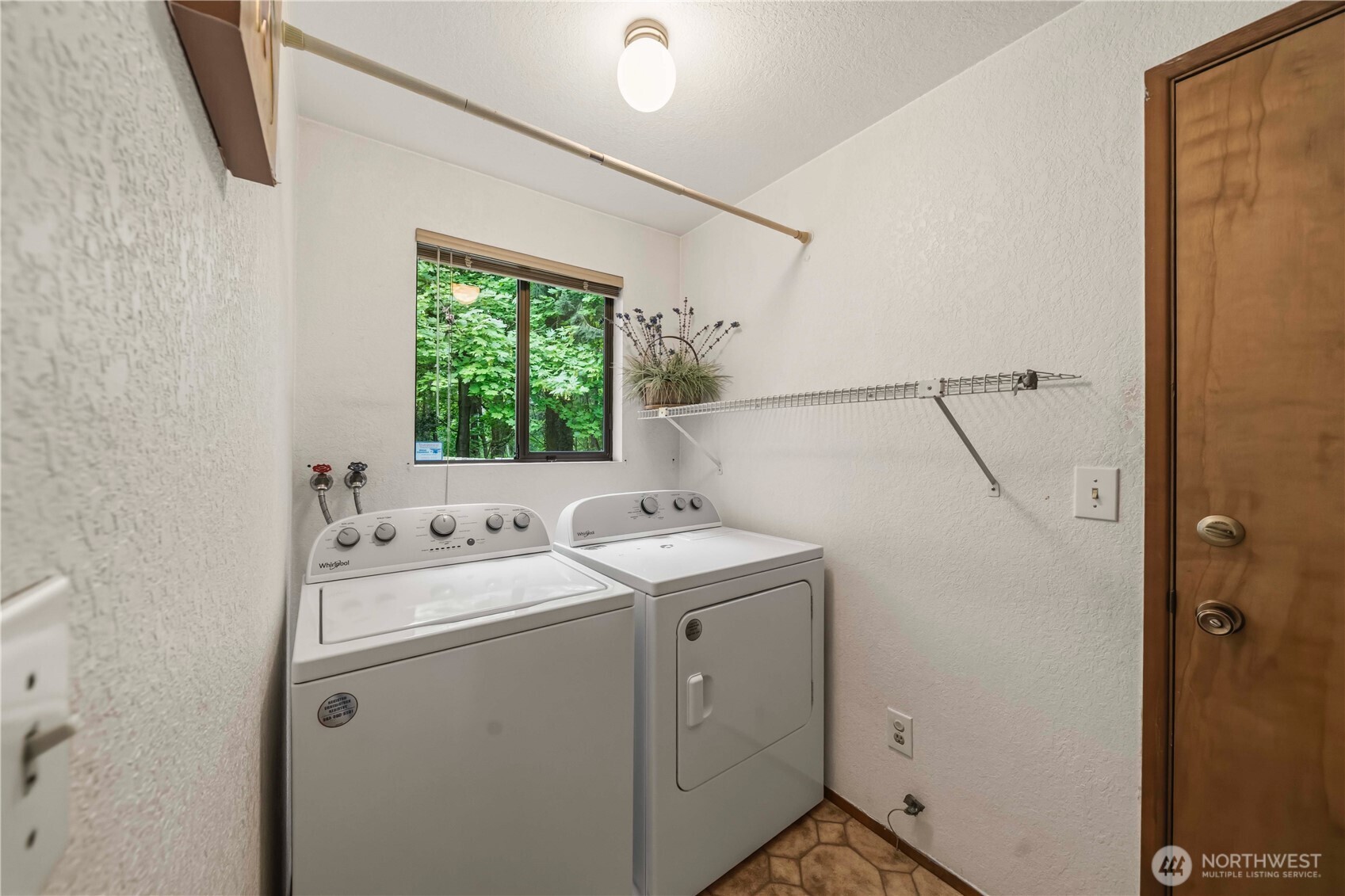 3811 South 255th Place Kent, WA 98032 - Photo 22 of 30 a utility room with dryer and washer