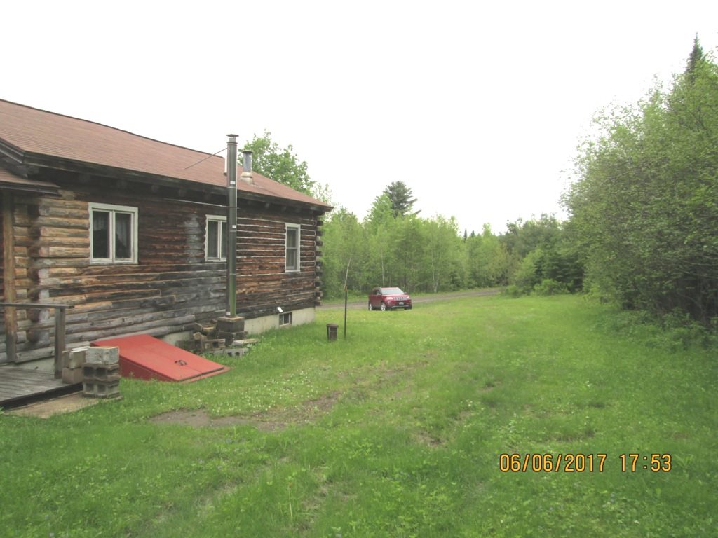 325 Lake View Road Canaan, VT 05903 - Photo 8 of 24
