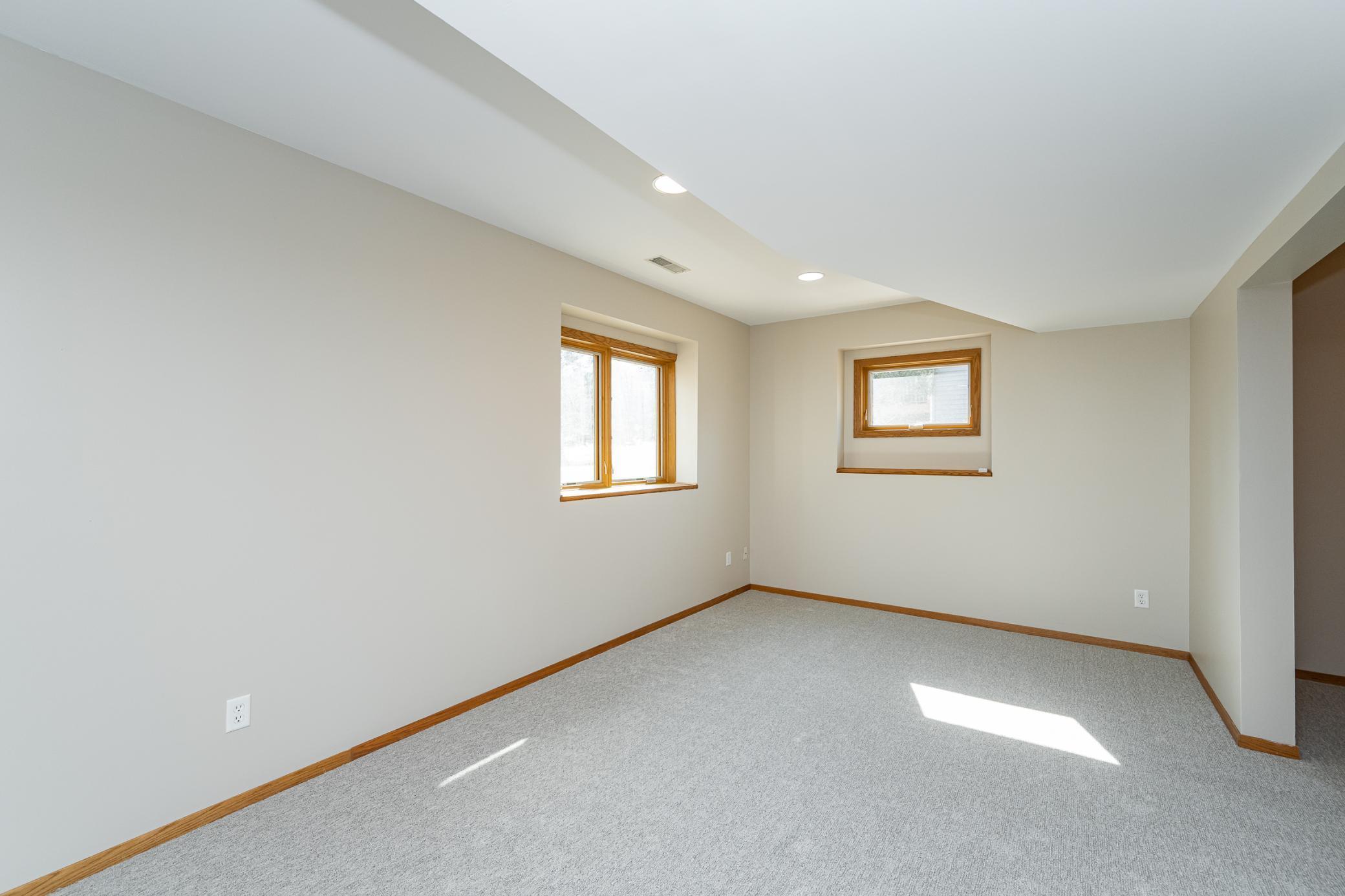 2511 Mayowood Lane Southwest Rochester, MN 55902 - Photo 29 of 38