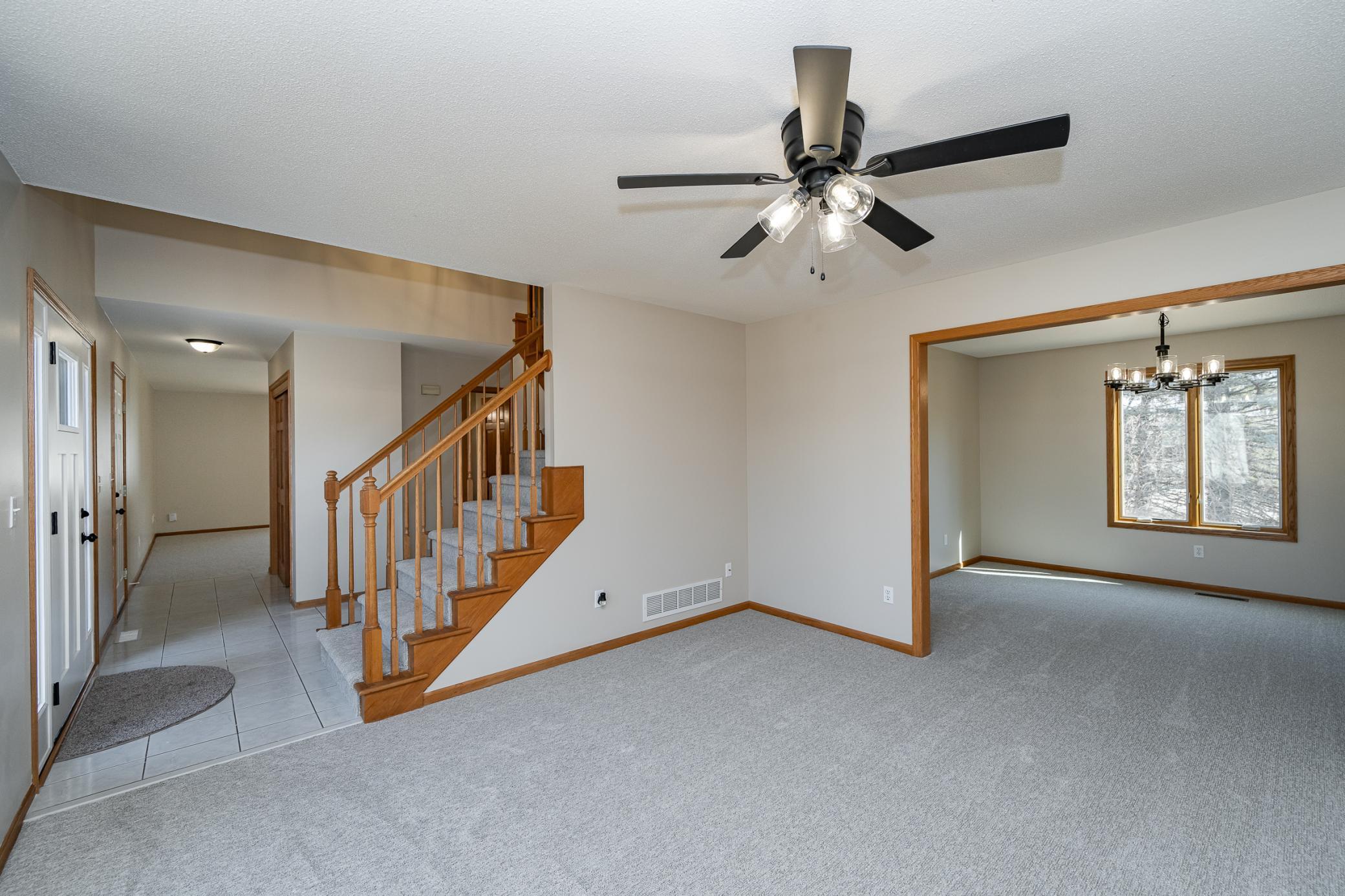 2511 Mayowood Lane Southwest Rochester, MN 55902 - Photo 3 of 38