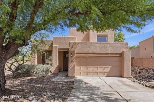 $385,000 | 10811 East Limberbush Place, Tucson, AZ 85748