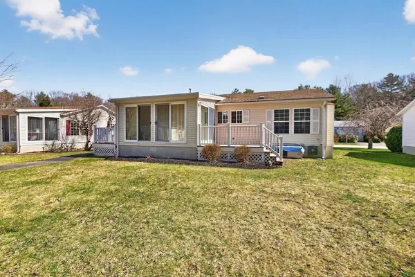 $304,900 | 89 Trailwood Drive, Bridgewater, MA 02324
