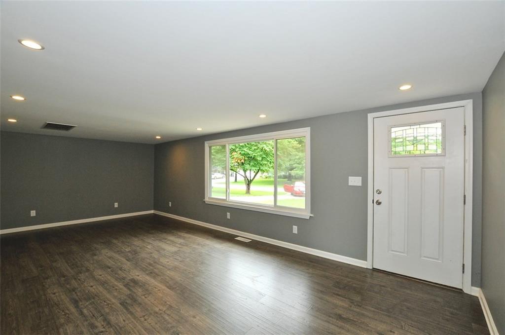 4202 Varner Road Brownsburg, IN 46112 - Photo 4 of 26