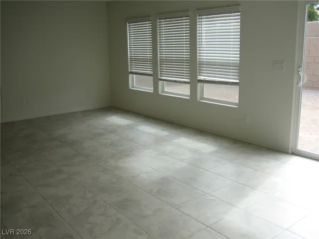 $1,800 | 2962 Saltillo Lane, Las Vegas, NV 89121