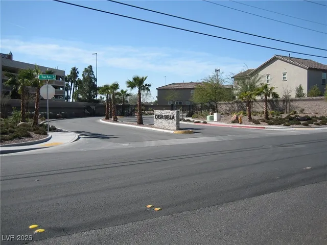 $1,800 | 2962 Saltillo Lane, Las Vegas, NV 89121