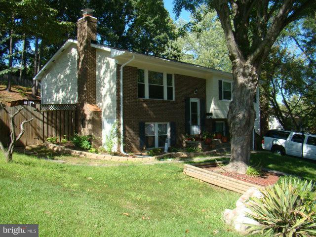 13634 Kingsman Road Woodbridge, VA 22193 - Photo 1 of 30 Exterior (Front)