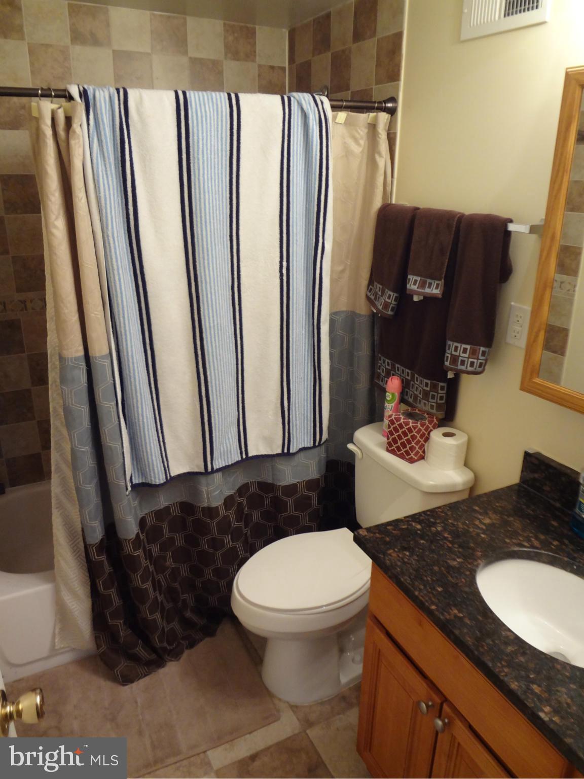 13634 Kingsman Road Woodbridge, VA 22193 - Photo 23 of 30 Full Bath Down