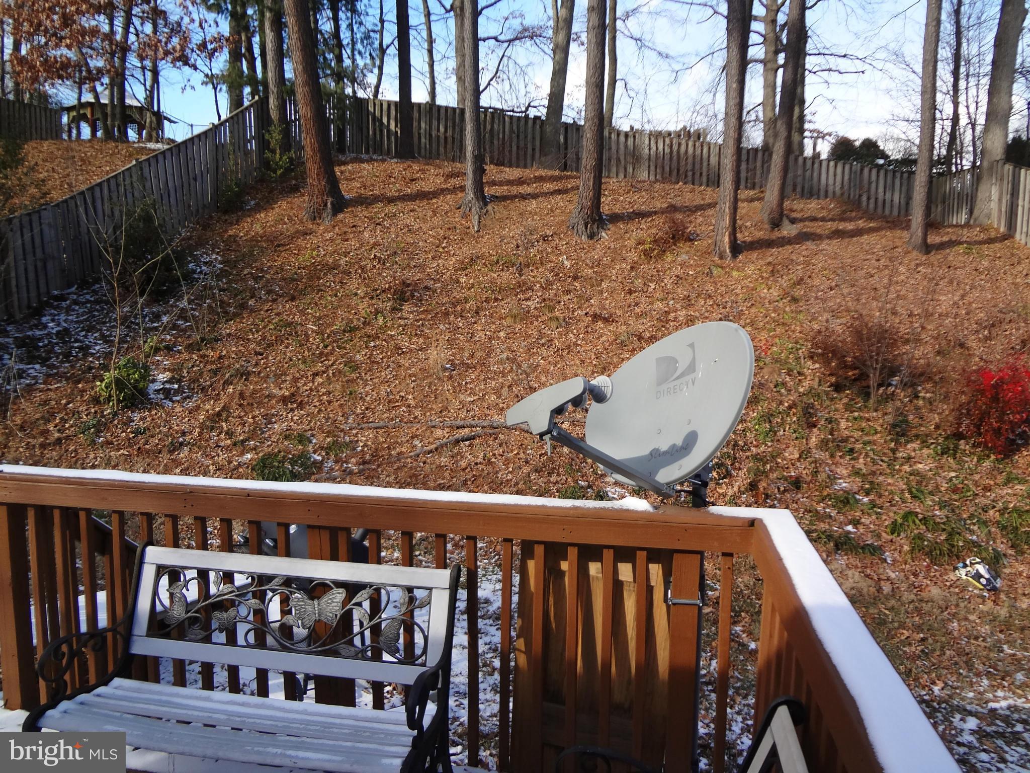 13634 Kingsman Road Woodbridge, VA 22193 - Photo 28 of 30 Exterior (Rear)
