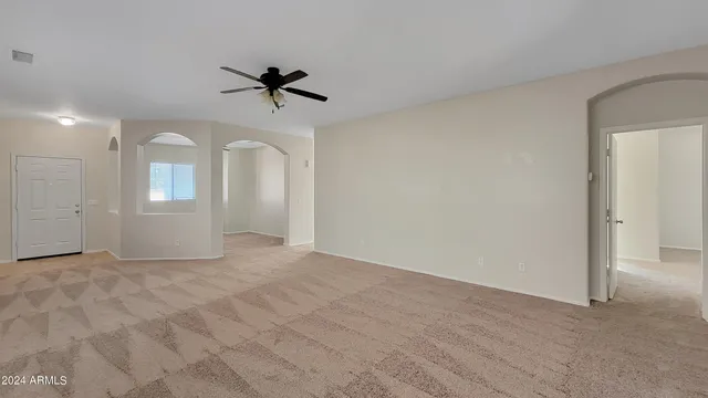 $1,895 | 18460 North 170th Lane, Surprise, AZ 85374