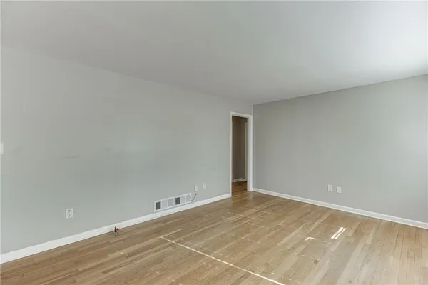 $414,900 | 300 Forest Street, Buford, GA 30518