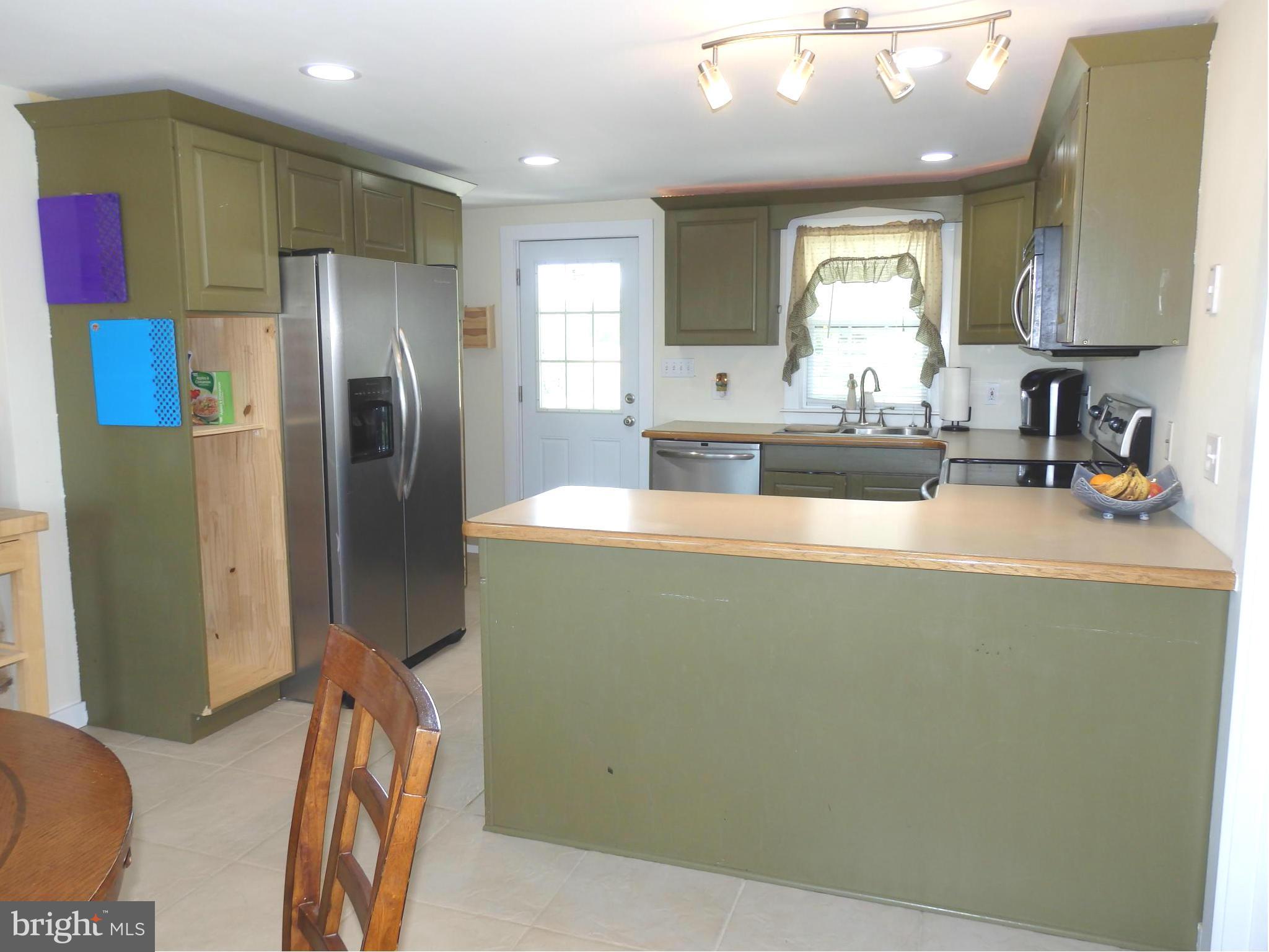10529 White Hall Road Hagerstown, MD 21740 - Photo 8 of 29 Kitchen boasts recessed and track lighting