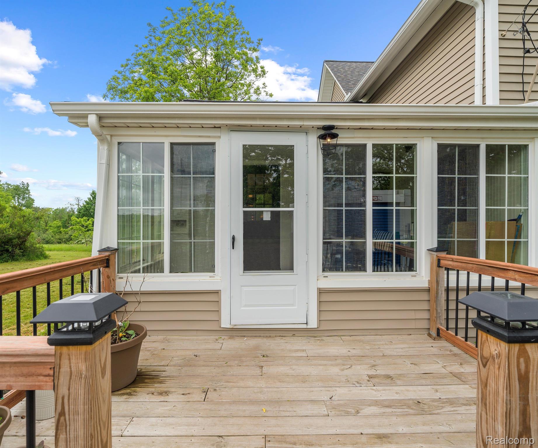 58085 9 Mile Road South Lyon, MI 48178 - Photo 10 of 49 Gallery Image 10