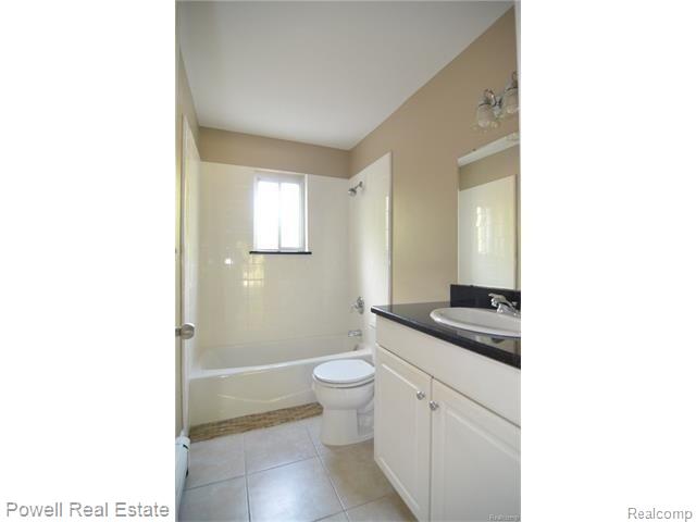 1713 East 14 Mile Road Birmingham, MI 48009 - Photo 13 of 20