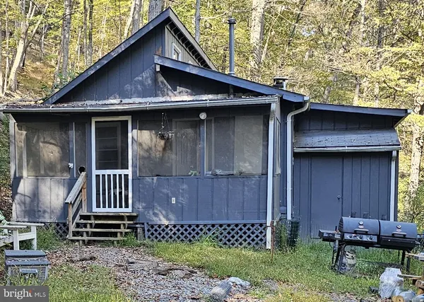 $225,000 | 1195 Warden Lake A B Drive, Wardensville, WV 26851