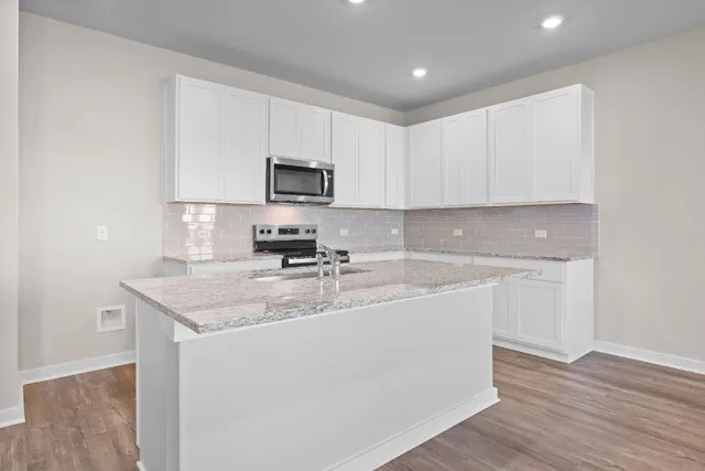 $350,390 | 200 Sleep Hollow, Jarrell, TX 76537