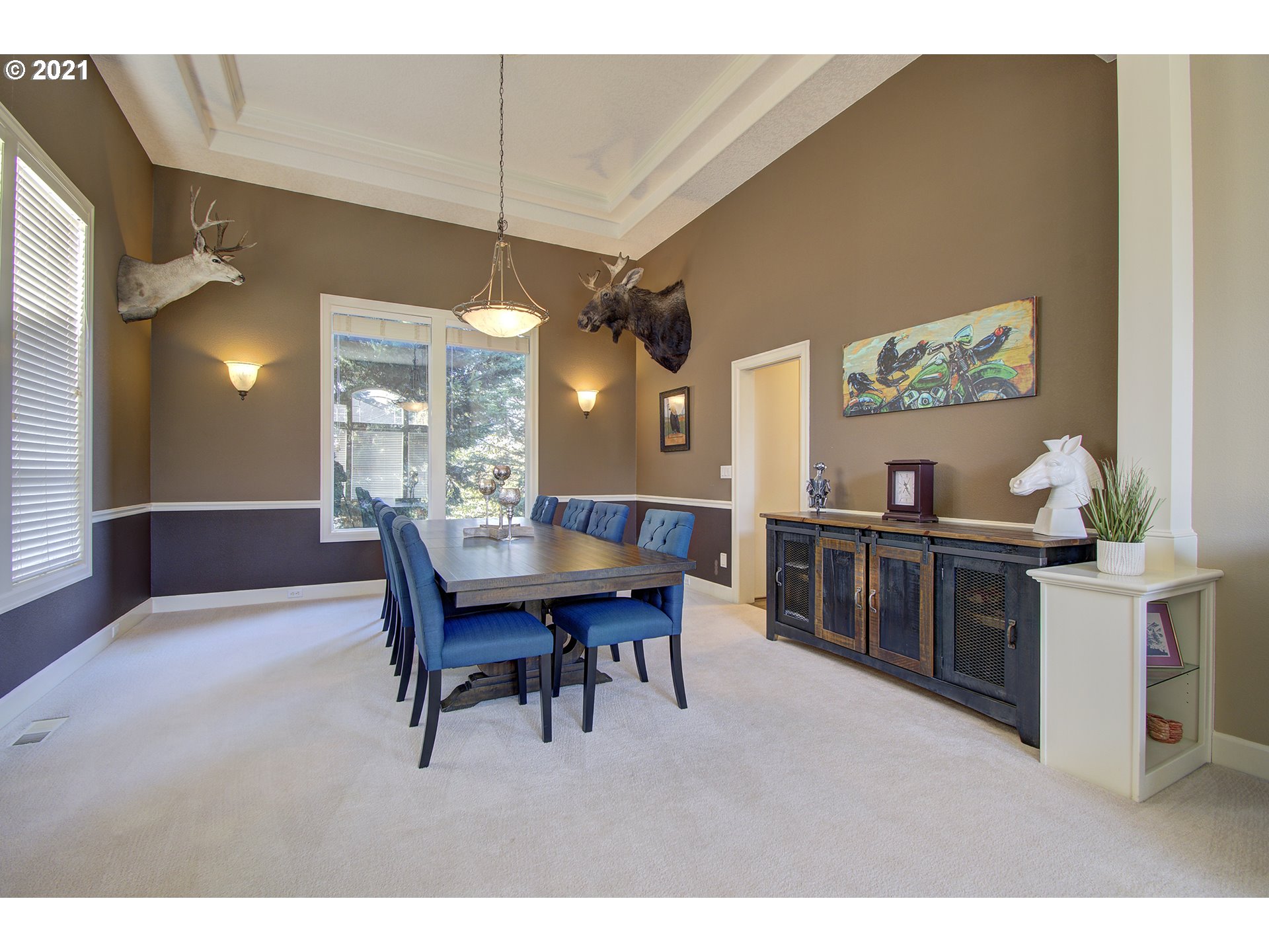 16010 Northeast 25th Avenue Ridgefield, WA 98642 - Photo 7 of 32 a dining room with furniture and window