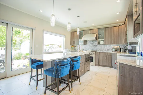 $2,198,000 | 165 West Walnut Street, Long Beach, NY 11561