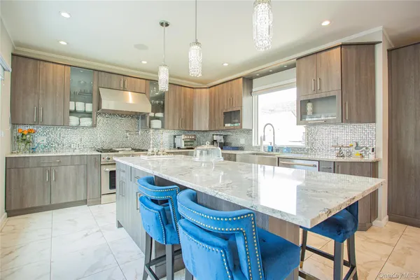 $2,198,000 | 165 West Walnut Street, Long Beach, NY 11561