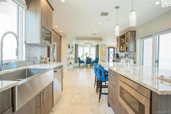 $2,198,000 | 165 West Walnut Street, Long Beach, NY 11561