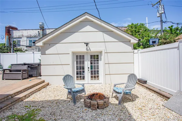 $2,198,000 | 165 West Walnut Street, Long Beach, NY 11561