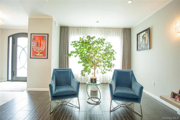 $2,198,000 | 165 West Walnut Street, Long Beach, NY 11561
