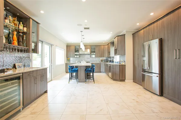 $2,198,000 | 165 West Walnut Street, Long Beach, NY 11561