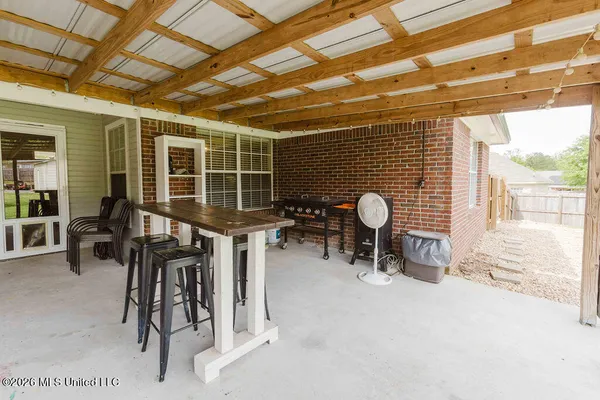$275,000 | 2000 Stonehendge Drive, Brandon, MS 39042