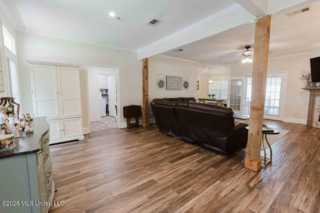 2000 Stonehendge Drive Brandon, MS 39042 - Photo 8 of 41 watsonphotography260406105522