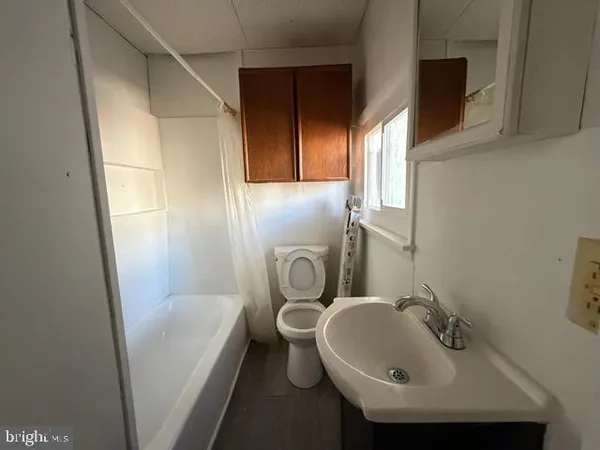 $1,050 | 347 East King Street, Unit 1, York, PA 17403