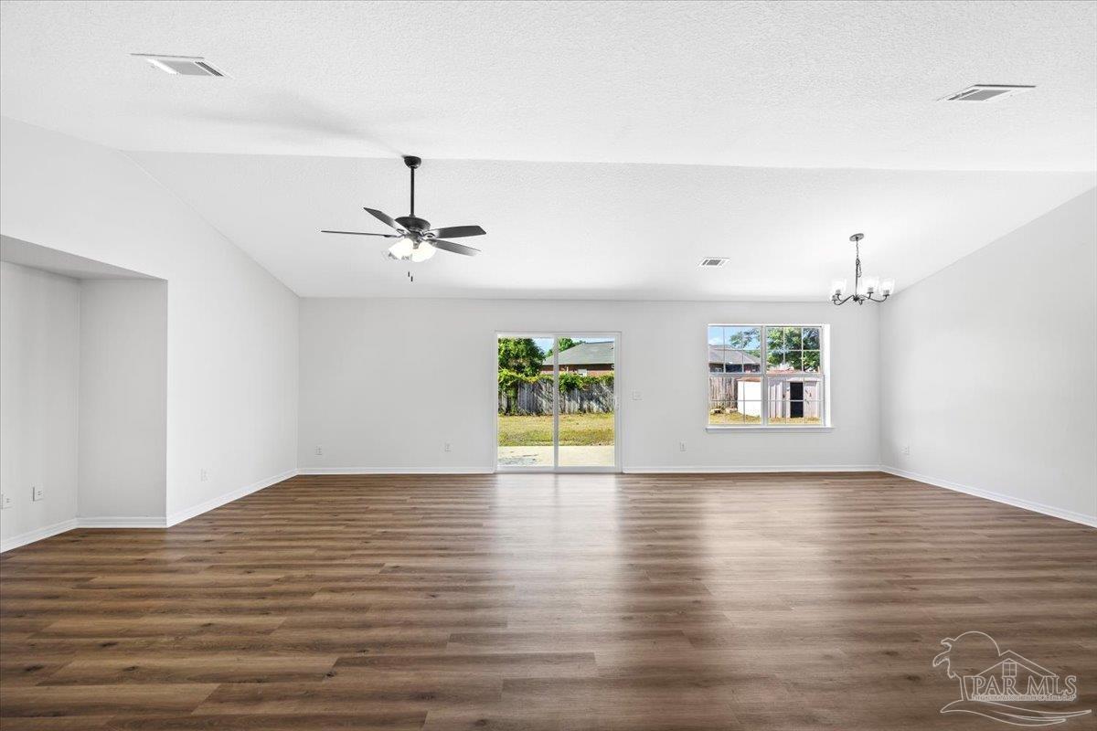 6914 Raburn Road Pensacola, FL 32526 - Photo 12 of 29