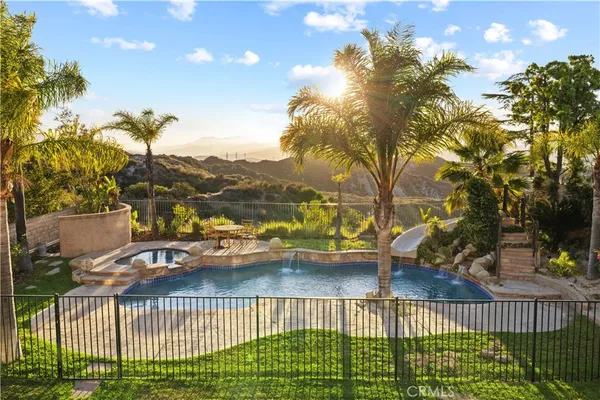 $1,595,000 | 26003 Tennyson Lane, Stevenson Ranch, CA 91381