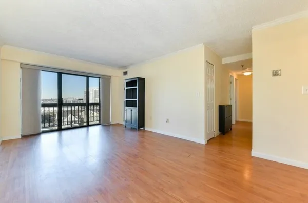 $3,100 | 15 North Beacon Street, Unit 612, Boston, MA 02134