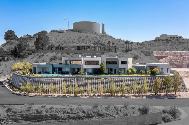 $4,800,000 | 1315 Alpine Drive, Boulder City, NV 89005