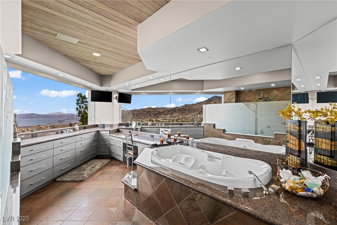 1315 Alpine Drive Boulder City, NV 89005 - Photo 52 of 99 Primary Bathroom