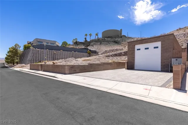 $4,800,000 | 1315 Alpine Drive, Boulder City, NV 89005