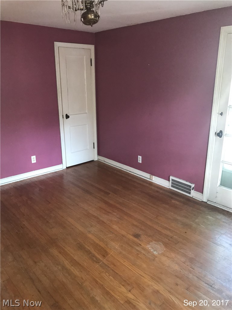 1195 Brentwood Road Cleveland, OH 44121 - Photo 10 of 11