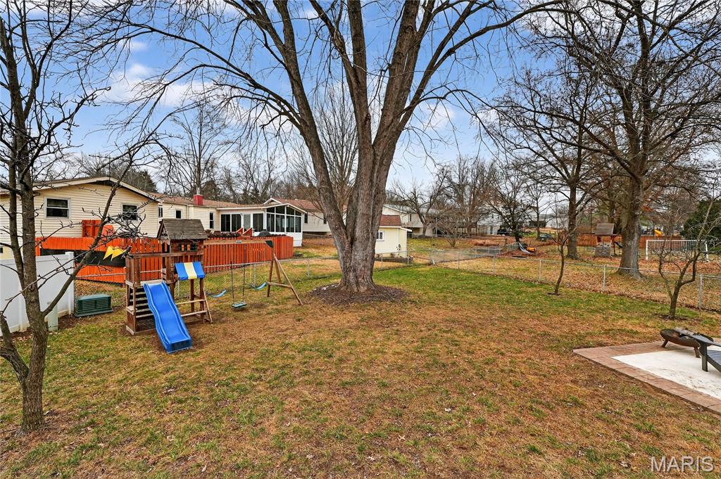 709 Winding Path Lane Ballwin, MO 63021 - Photo 27 of 28