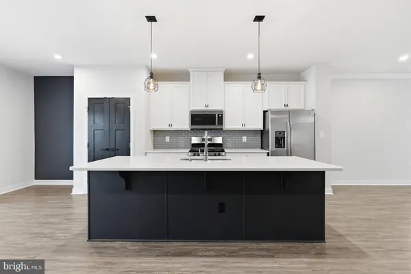 $624,990 | 18091 Red Cedar Road, Dumfries, VA 22026