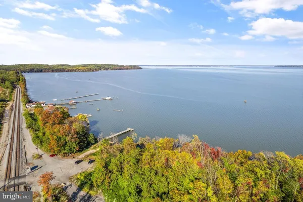 $624,990 | 18091 Red Cedar Road, Dumfries, VA 22026