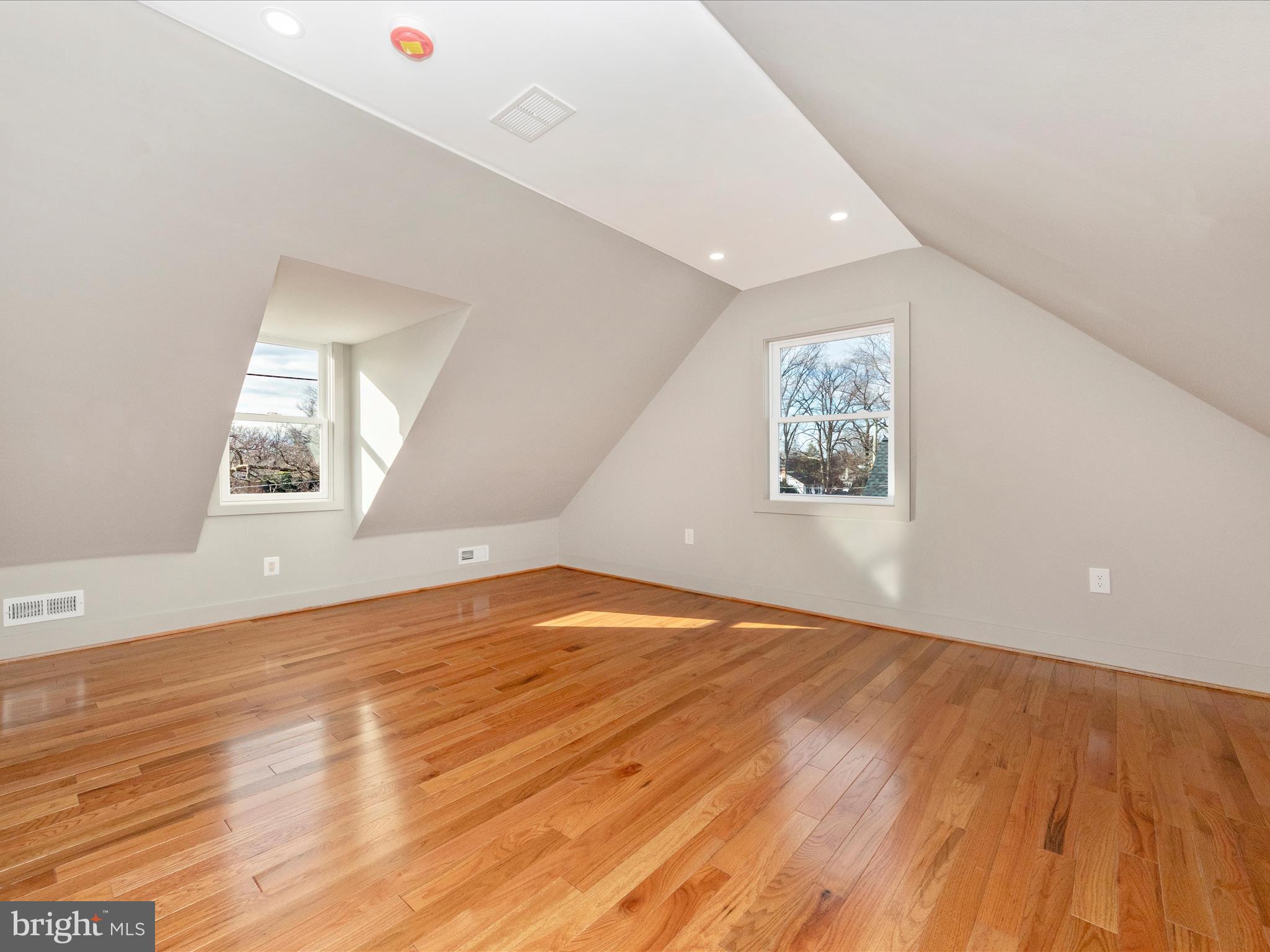 503 Stirling Road Silver Spring, MD 20901 - Photo 32 of 56 IMG_7901