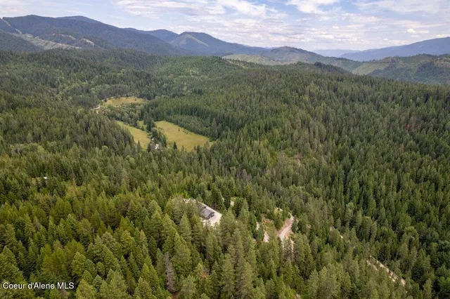 $535,000 | 155 Hammer Lane, Kingston, ID 83839